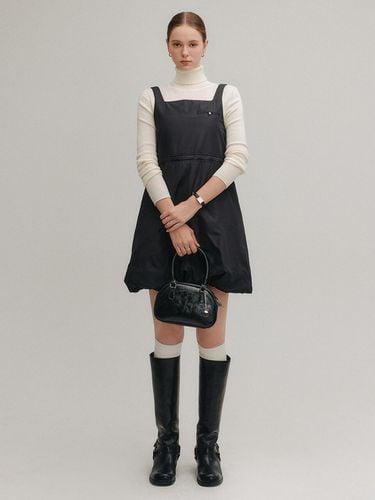 Brenda Padded Dress_Black - LOOKAST - Modalova