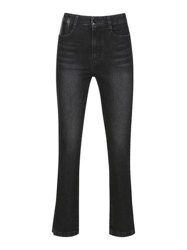 CLASSIC FIT JEAN BLACK (W24DB8061BK) - YCH - Modalova