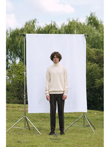 Wool Flannel adjust relaxed pants () - Bellief - Modalova