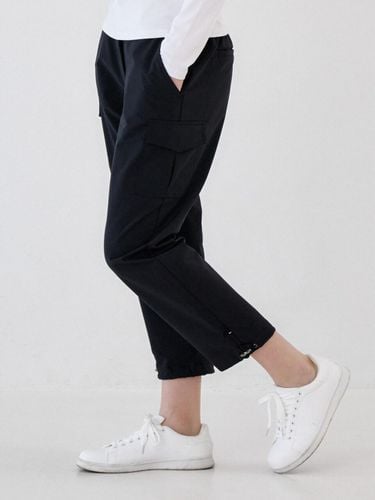 Woman Fit Two Way Cargo Pants Black - goxo - Modalova