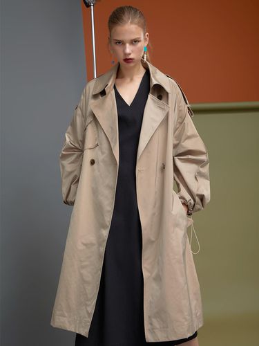 SHINY TRENCH COAT_BP3AWC0107 - BETTERKIND - Modalova