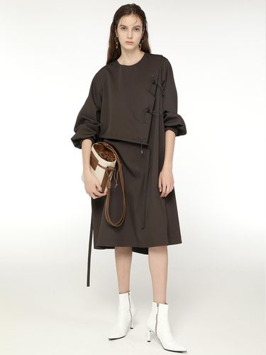 FRONT WAVE LONG SLEEVES DRESS_BP5AWD2110 - BETTERKIND - Modalova