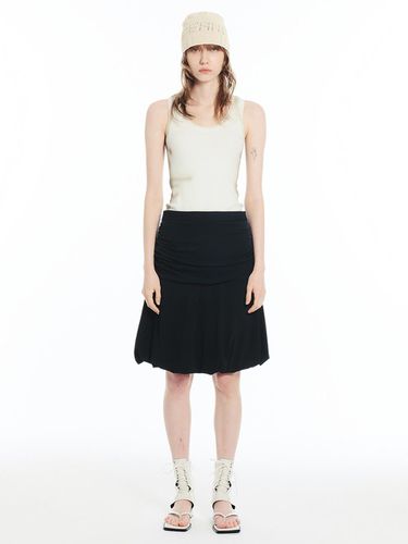 RUCHED SHIRRING SKIRT / BLACK - CERRIC - Modalova