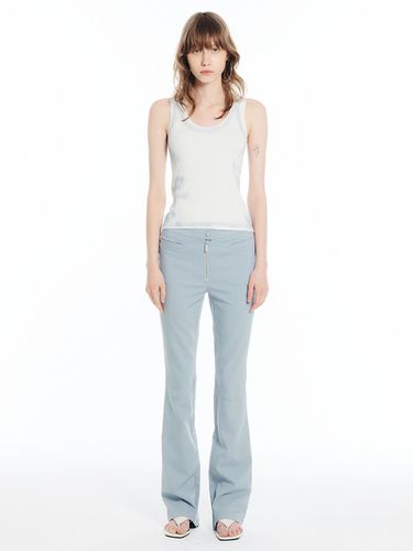 FRONT ZIPPER SLIM PANTS / SKY BLUE - CERRIC - Modalova