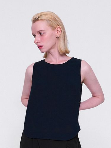 Side Button Sleeveless Top_Navy - normniq - Modalova