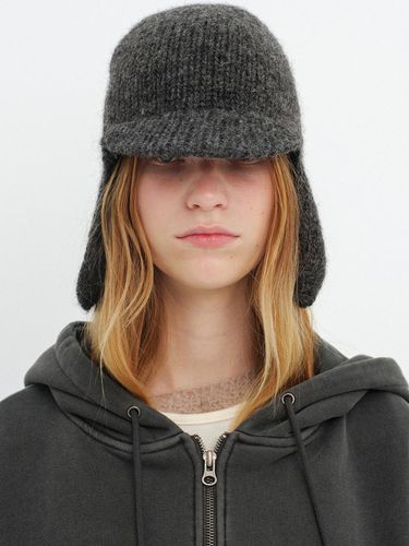 TROOPER KNIT BEANIE / CHARCOAL - CERRIC - Modalova