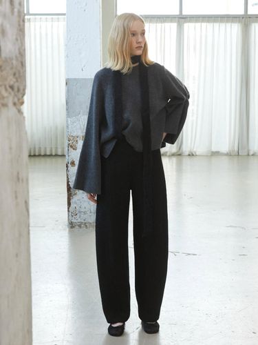 Bear Trouser_Black - J.Chung - Modalova