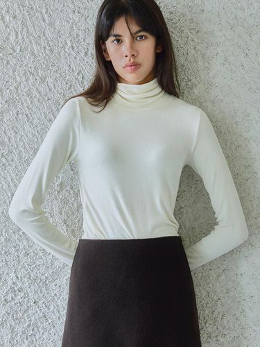 BUTTON DETAILED TURTLE NECK TOP - Ihr - Modalova