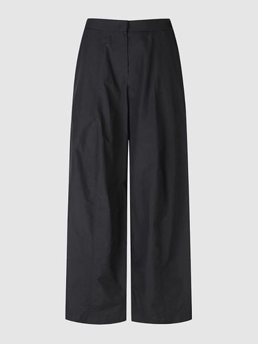 Back-banded Volume Nylon Pants NAEU5 - WPL300_450 - comgen - Modalova