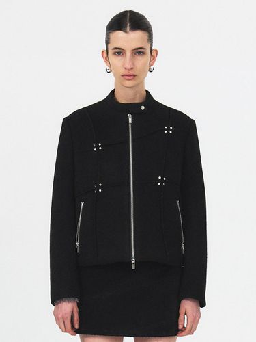 STUD CURVED WEAVING JACKET (BLACK) - SEALOT - Modalova