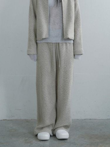 Loose Adjustable Fur Pants [Light Gray] - Monochrome - Modalova