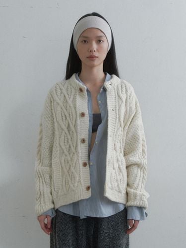 Hand-woven Oversized Wool Twist Cardigan [Beige] - Monochrome - Modalova