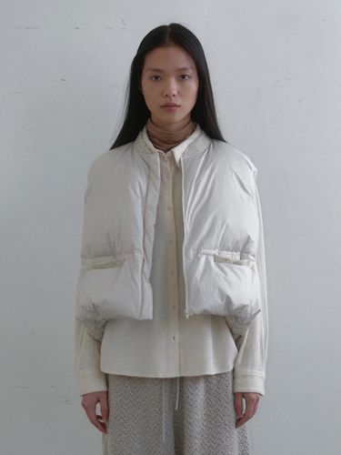 Denbo down vest (ivory) - Monochrome - Modalova