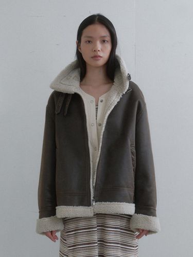 Delrin Oversized Fur Lined Coat [Brown] - Monochrome - Modalova