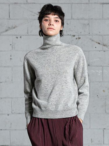 Milky High-neck Pullover_AI10WNKPO42GY - yoyoyoy - Modalova