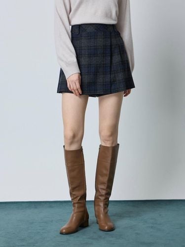 Wool Blend Check Quilted Wide Pleated Shorts (DG_C244MSA053) - CC collect - Modalova