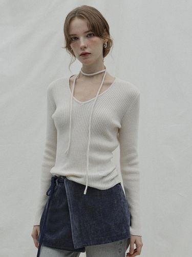 V-neck cashmere knit_Off-White - adit - Modalova