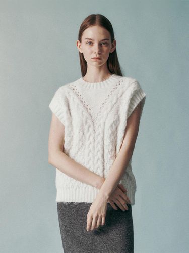 CABLE - KNIT VEST WHITE - RE RHEE - Modalova