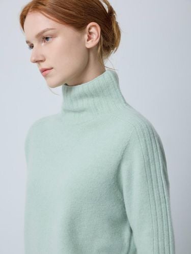 Cashmere Blend Ribbed Loose Fit Turtleneck Pullover (MT_C244KSK132) - CC collect - Modalova