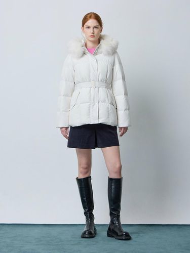 Belted High-Neck Short Down Jacket [Ivory] (C244PSG187) - CC collect - Modalova