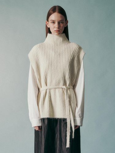 Wool Blend Tie-Waist Turtleneck Vest [WHITE] - RE RHEE - Modalova