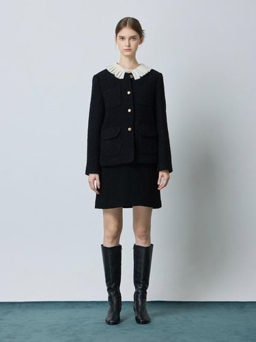 Alpaca Blend Round Neck Tweed Straight Fit Jacket [Black] (BK_C244MSF031) - CC collect - Modalova