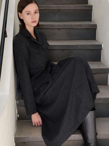 Wool Pocket Collar Pleated Set [Charcoal] (amr1989) - Amour moier - Modalova