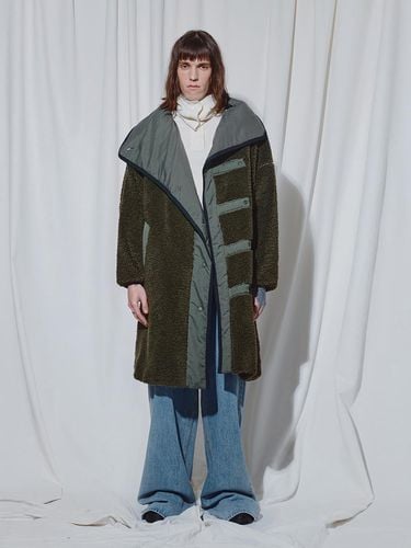 GREEN OVERSIZE FUNNEL NECK TEDDY COAT - MUNN - Modalova