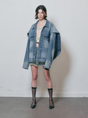 OVERSIZED WINGED DENIM TRUCKER JACKET - MUNN - Modalova