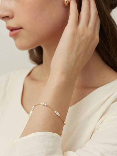 Regular mini pearl bracelet - gold - ADAUL - Modalova