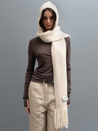 LOGO LABEL KNIT LONG HOODED MUFFLER, CREAM - Porta - Modalova