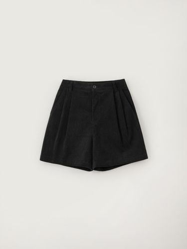 Corduroy Half Pants_Black - Tillber - Modalova