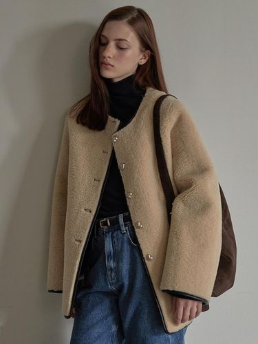 Short Length Shearling Coat - Beige - BEMUSE MANSION - Modalova