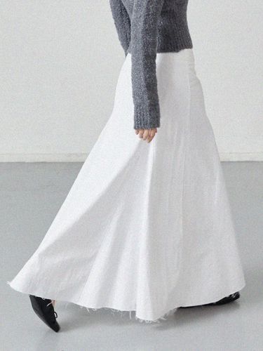 WASHED COTTON MAXI SKIRT (White) - L’EGARNET - Modalova