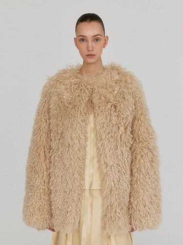 ZUFF Faux Fur Jacket - Beige - EENK - Modalova