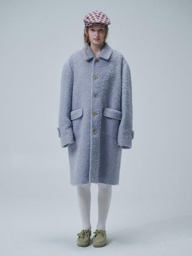 HAIRY OVERFIT COAT, LAVENDER - FUNFROMFUN - Modalova