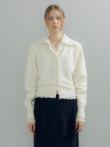 Button Detail Soft Cardigan (Ivory) - OEF - Modalova