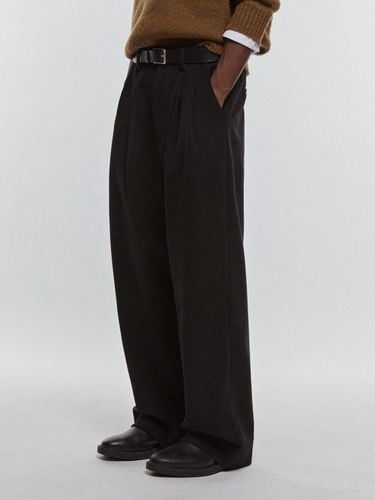 Winter Daily Wide Double-Pleated Slacks [Black] - V2 - Modalova