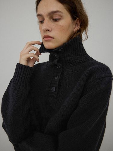 Walter half button knit_black - L’EAU - Modalova