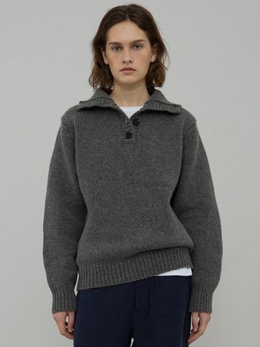 Half Button Wool Semi-Oversized Knit [Charcoal] - L’EAU - Modalova