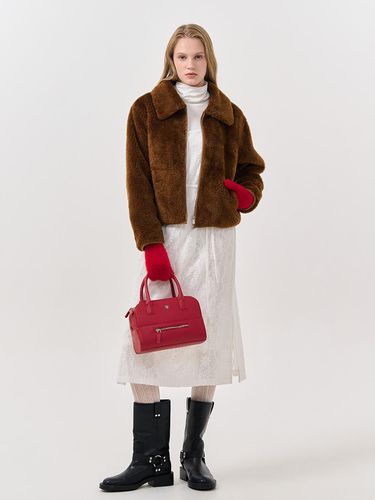 Two-way Boucl Fur Rounded Shoulder Jacket [BROWN] (WBD4L07510) - GENERAL IDEA - Modalova