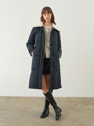 Fur Collar Belted Long Down Jacket (NEP4WHB13_24) - on&on - Modalova