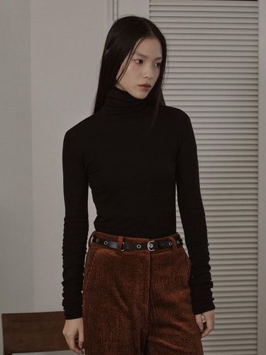 Essential Ribbed Wool Turtleneck [Black] - mais - Modalova