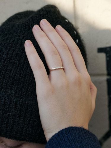 Sterling Silver Minimalist Half-cut Ring - Denu - Modalova