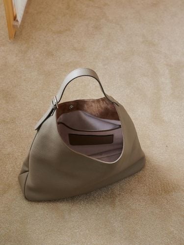 Premium Leather Spacious Hobo Bag [] - REFRAME - Modalova