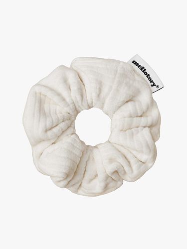 Soft Velvet Scrunchies (White) - mellotory - Modalova