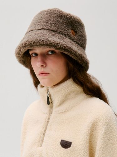 Shearling Plush Bucket Hat [Coco Brown] - DEPOUND - Modalova