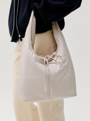 Adjustable Strap Shoulder Bag [Beige] - DEPOUND - Modalova