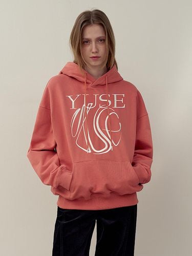 Boxy Fit Hand-Embroidered Cotton Hoodie [Pink] - YUSE - Modalova