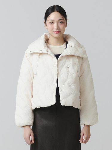 Wide Collar String Down Short Padding Jacket (ITOAWPD350) - itMICHAA - Modalova